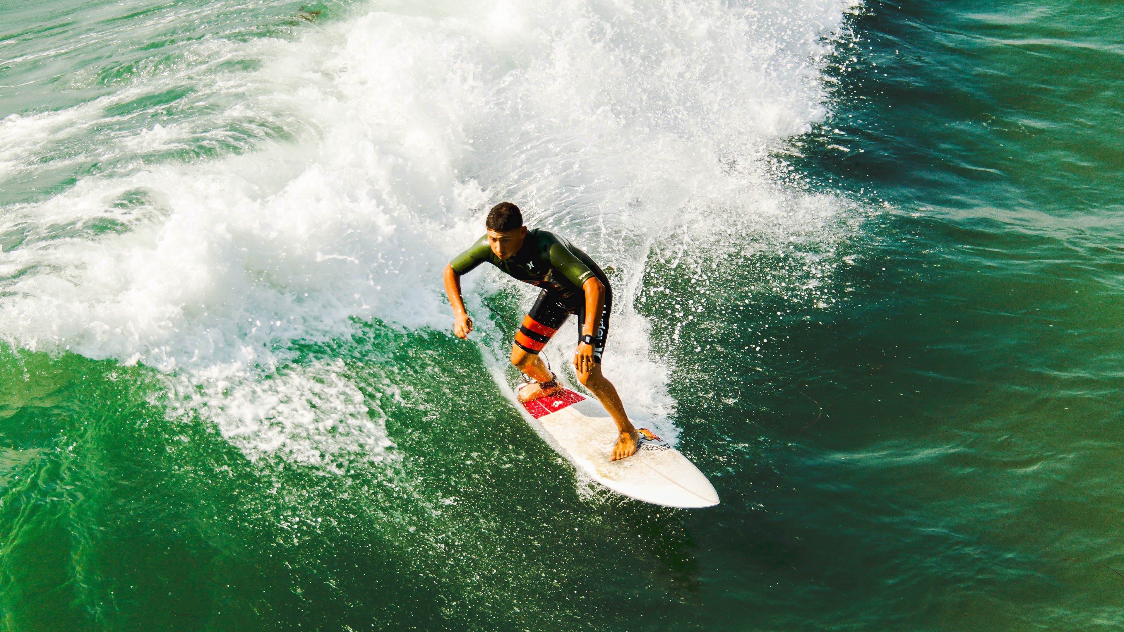 阿劳霍硬仗之王,玻利维亚血拼日本,足球是穷人的子弹